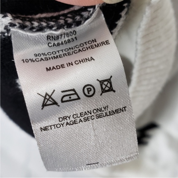 Chaser Love Rainbow lightening bolt intarsia sweater
Cotton & Cashmere Blend - Picture 5 of 9